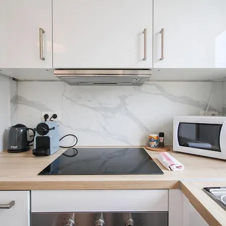 La Madeleine - Superbe Cozy Avec Parking Et Balcon Appartement
